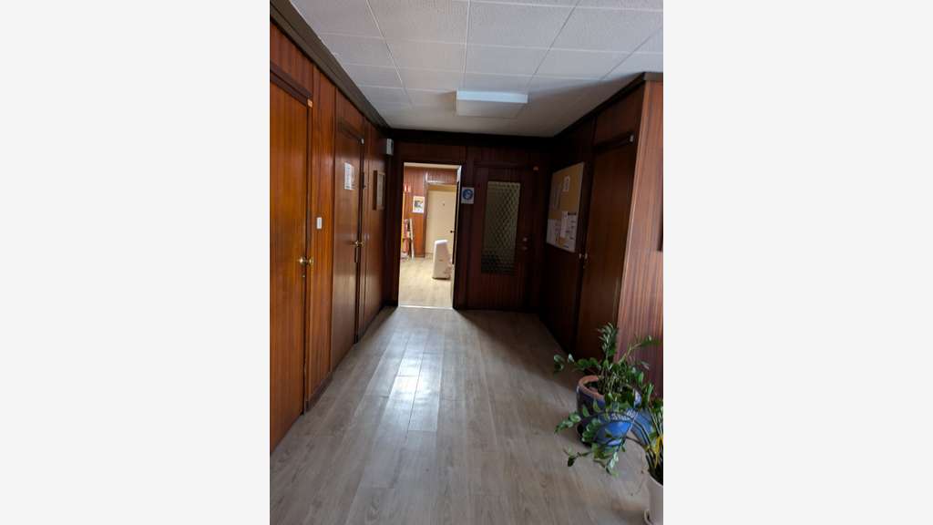 Local/bureau 469m² à louer à Echirolles (38)
