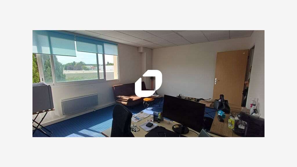 A louer Bureaux 628m² Ecquevilly