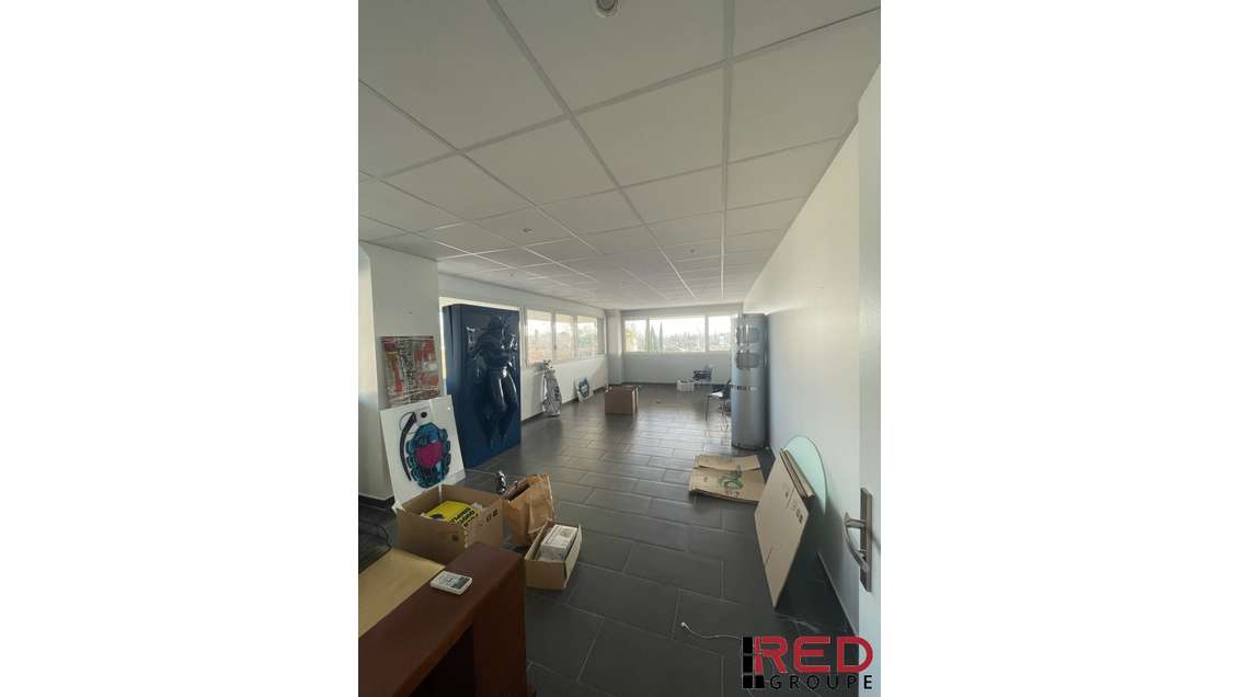 Bureau 144m² à louer zone d'Eguilles