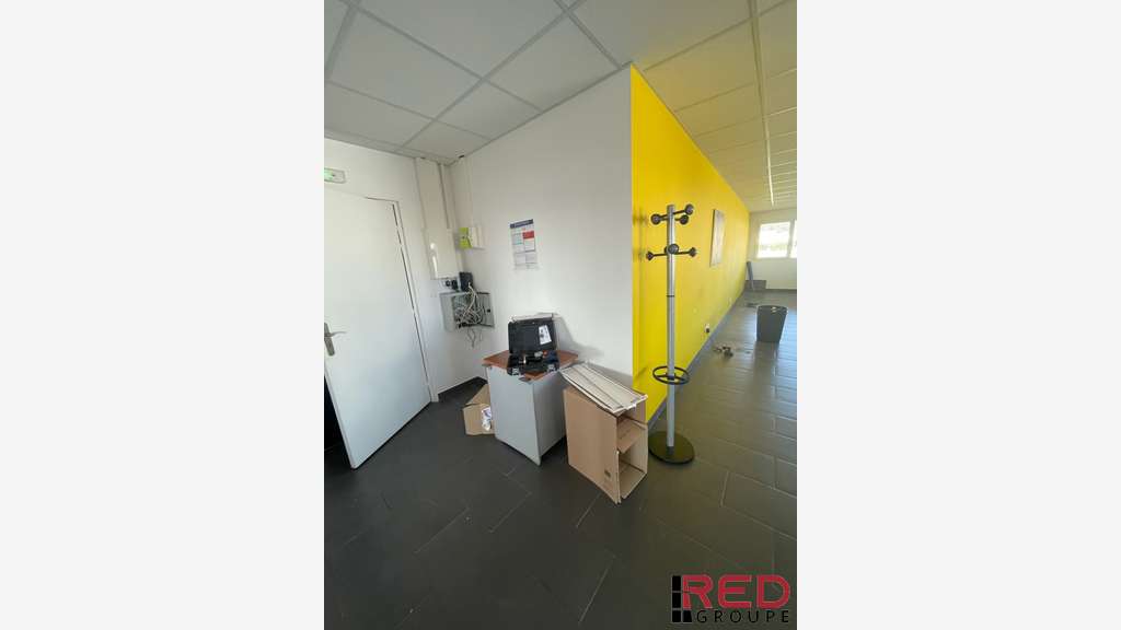 Bureau 144m² à louer zone d'Eguilles