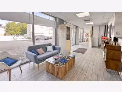 Bureaux avec parkings à Brie-Comte-Robert centre