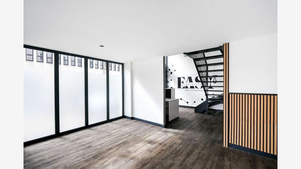 Local 77m² à louer Lyon 7e rue Jaboulay
