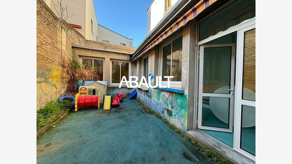 Bureaux 198m² RDC à louer Toulouse Rue Roquelaine