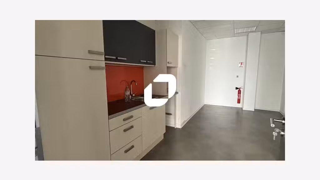 A louer Bureaux 256m² Entzheim