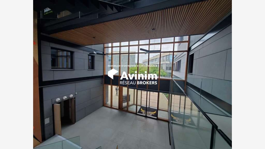 À LOUER – BUREAUX 39 M² – EPAGNY METZ-TESSY