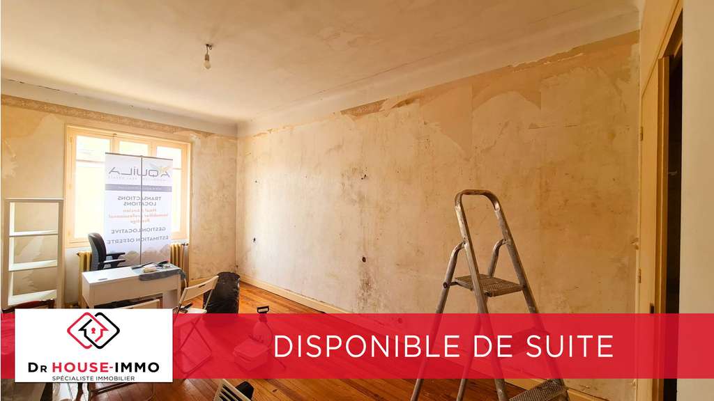 Loue immeuble de 195m² RDC + 1er étage à Epinouze