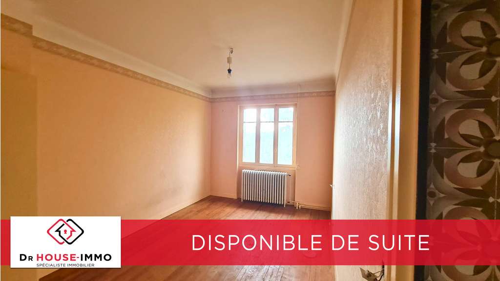 Loue immeuble de 195m² RDC + 1er étage à Epinouze