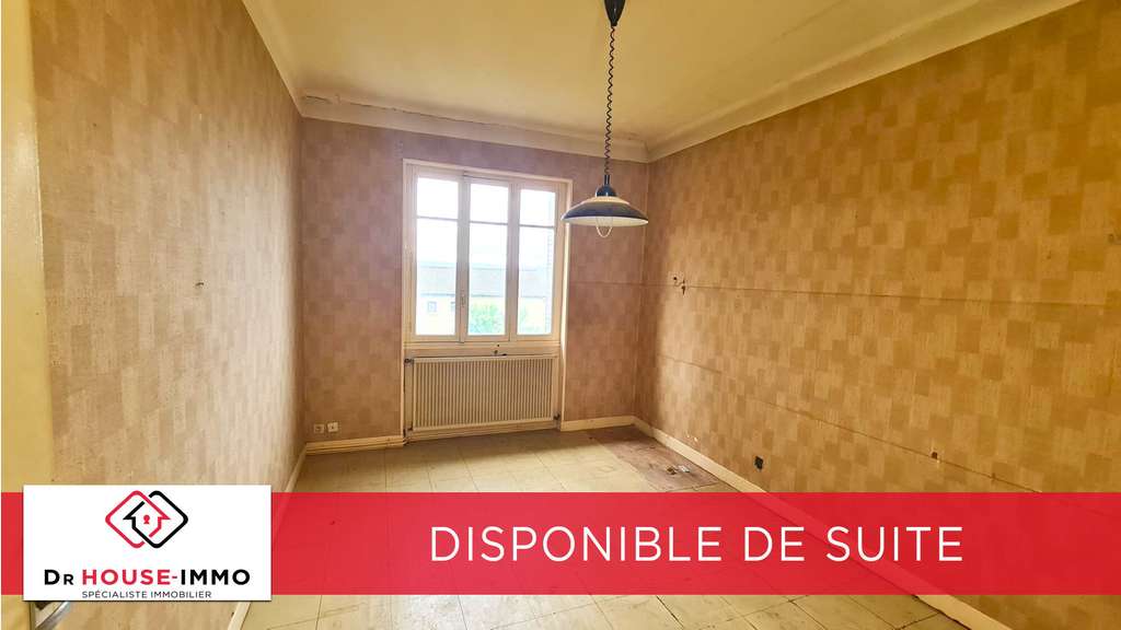 Loue immeuble de 195m² RDC + 1er étage à Epinouze