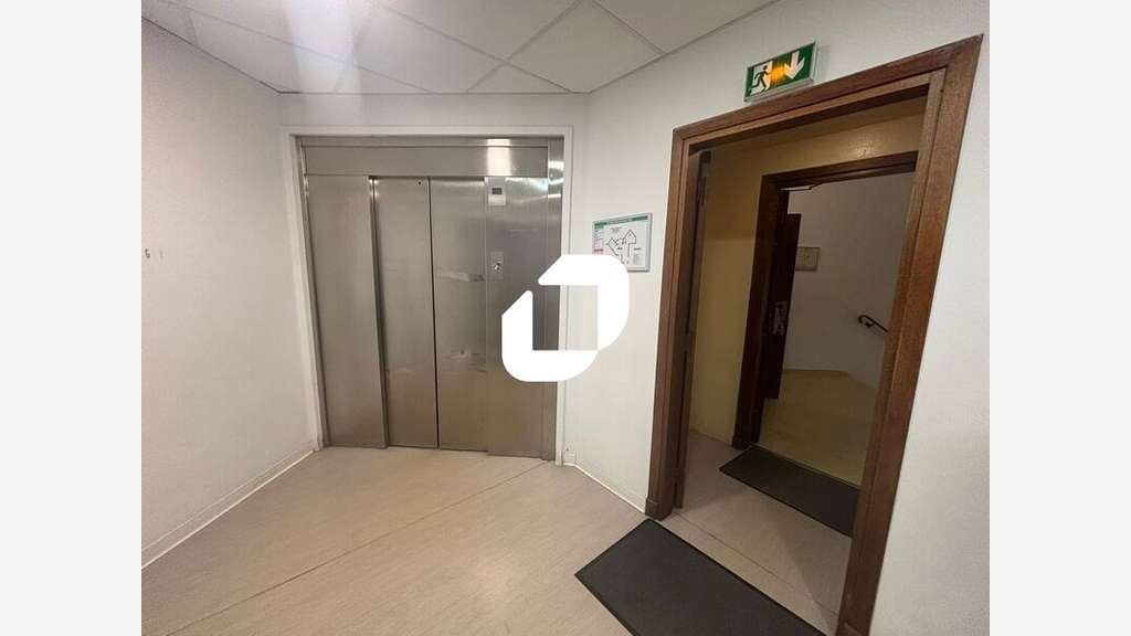 A louer Bureaux 217m² Evry courcouronnes