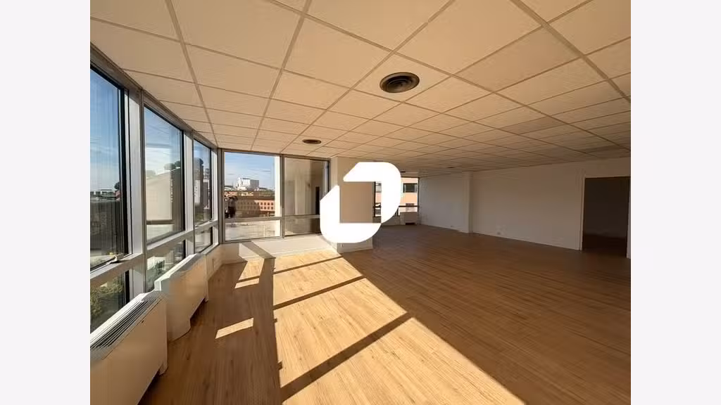 A louer Bureaux 149m² Evry courcouronnes