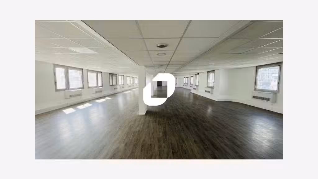 A louer Bureaux 2552m² Evry courcouronnes