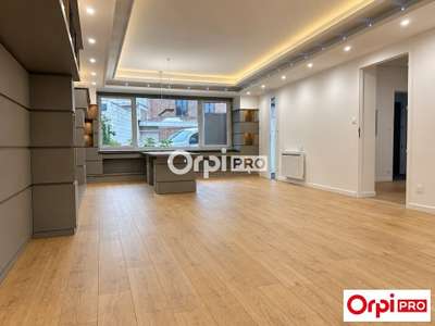 A louer local neuf 75m² à Fâches Thumesnil