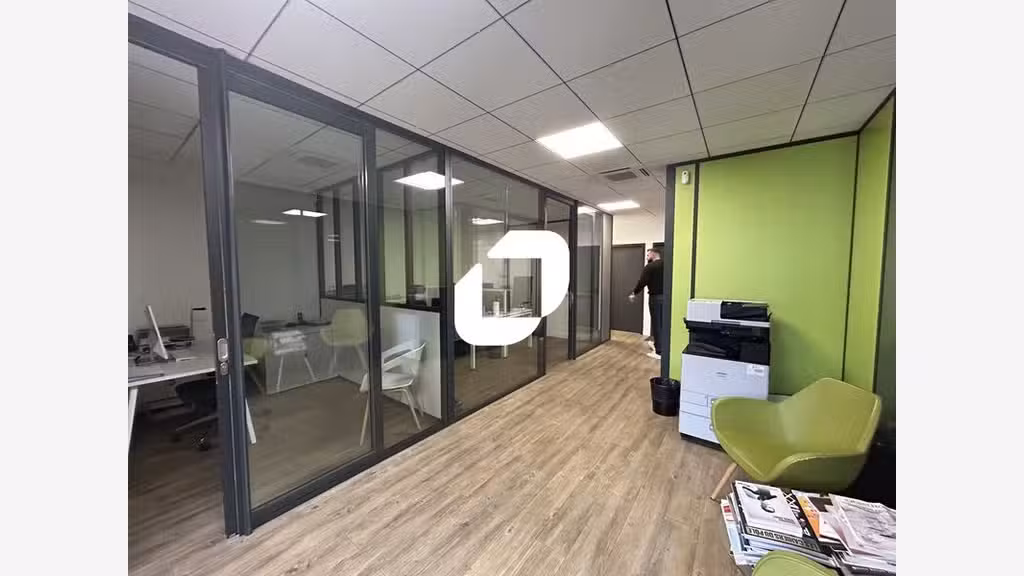 A louer Bureaux 605m² Fontenay sous bois