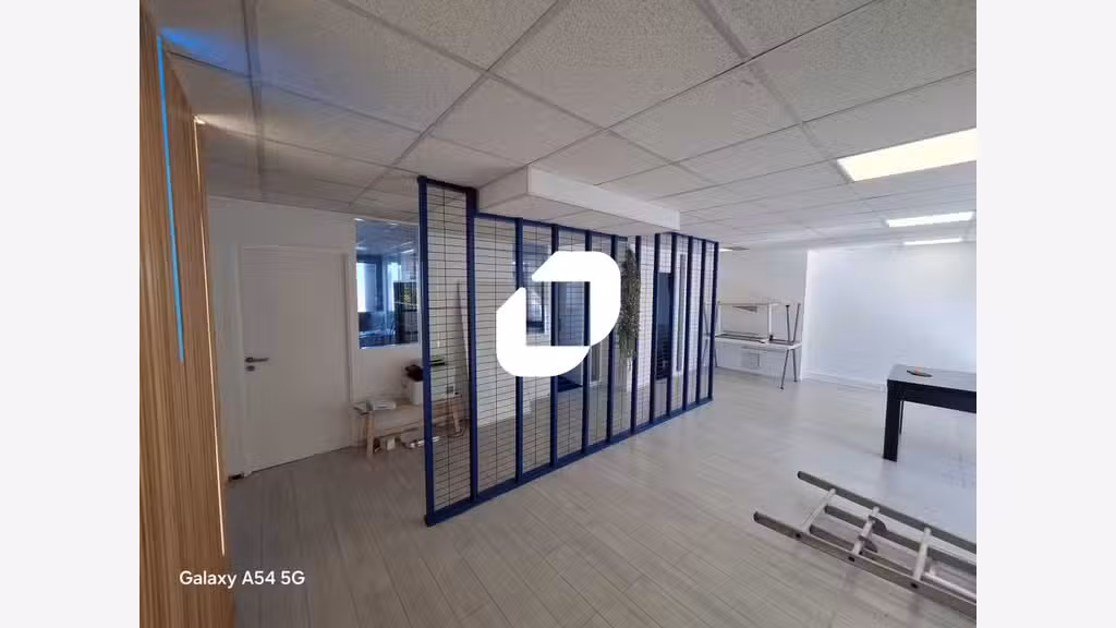 A louer Bureaux 362m² Garches