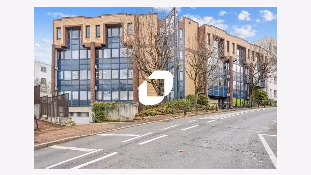 A louer Bureaux 362m² Garches