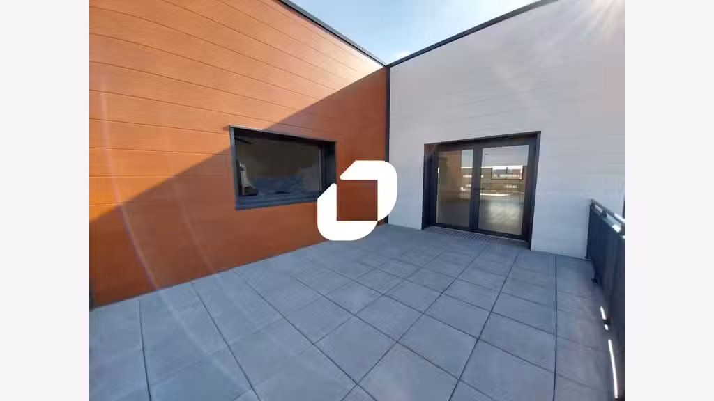 A louer Bureaux 150m² Gazeran