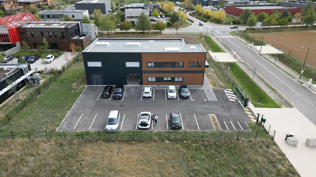 Bureaux à louer dans une zone dynamique à Gazeran