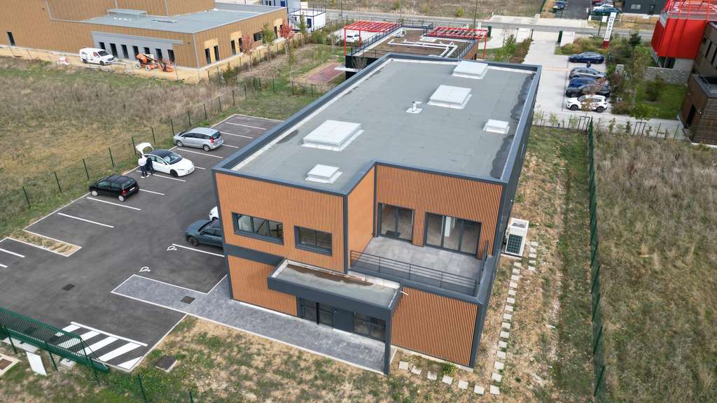 Bureaux à louer dans une zone dynamique à Gazeran