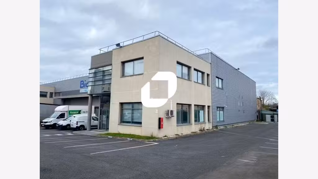 A louer Bureaux 2244m² Gennevilliers