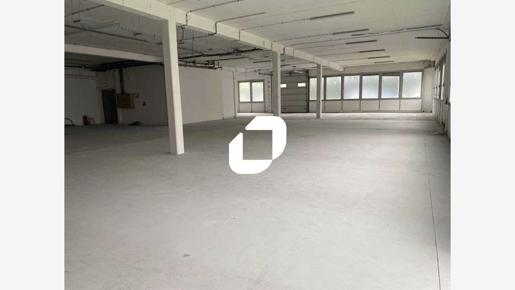 A louer Bureaux 1021m² Gennevilliers