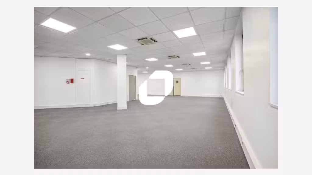 A louer Bureaux 1900m² Gennevilliers