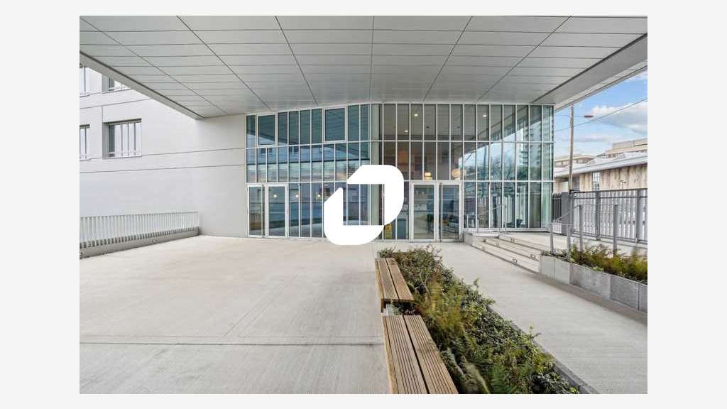 A louer Bureaux 3290m² Gentilly
