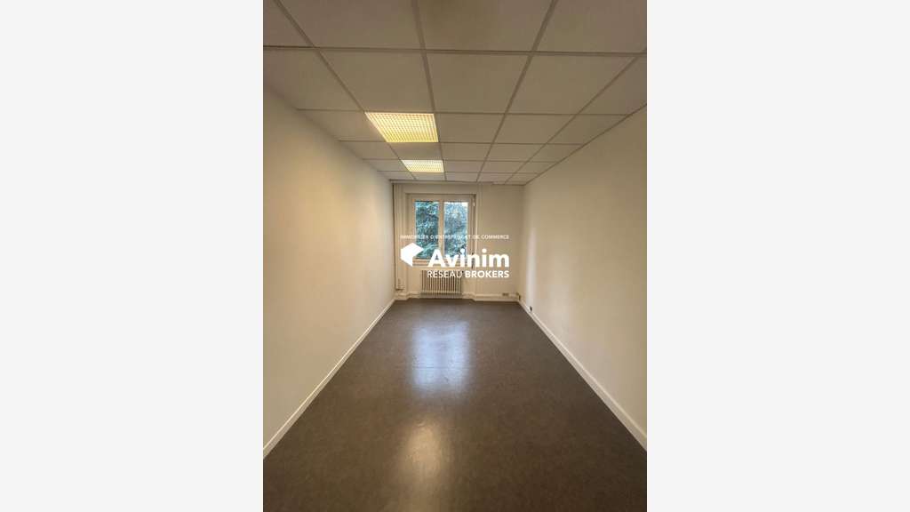 A louer, bureaux de 122m2 idéalement situé sur l