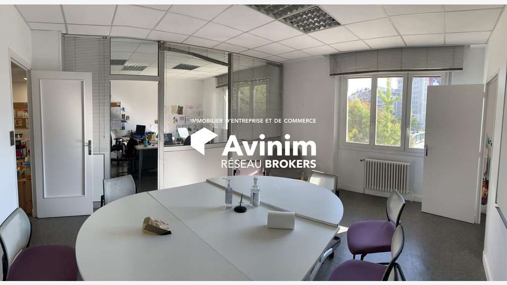 A louer bureaux 122m² idéalement situés à Grenoble