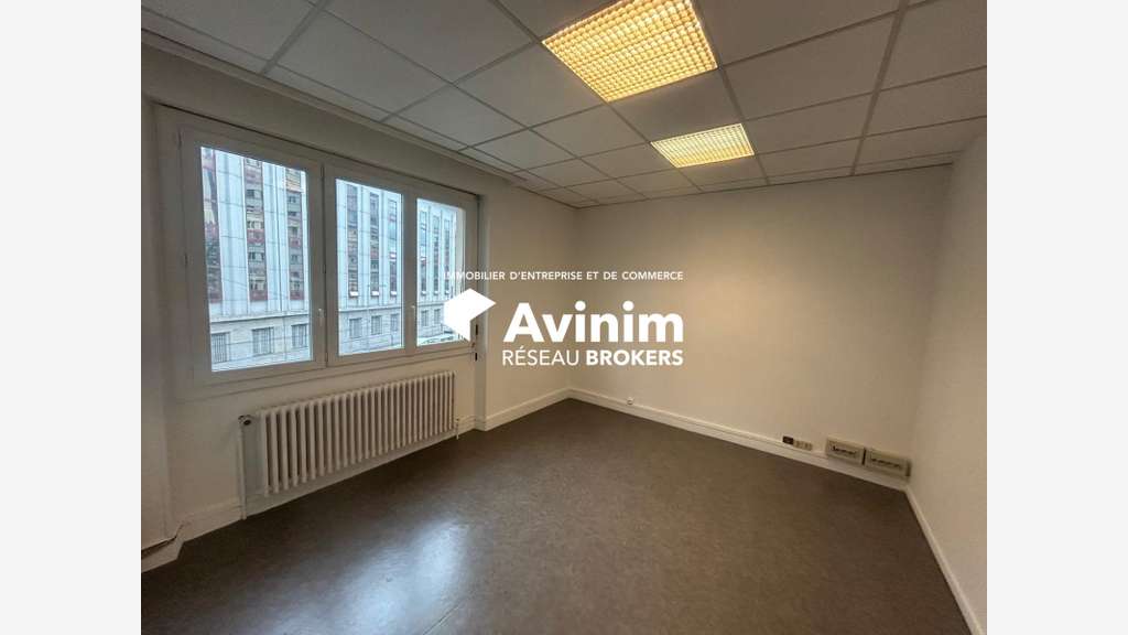 A louer bureaux 122m² idéalement situés à Grenoble