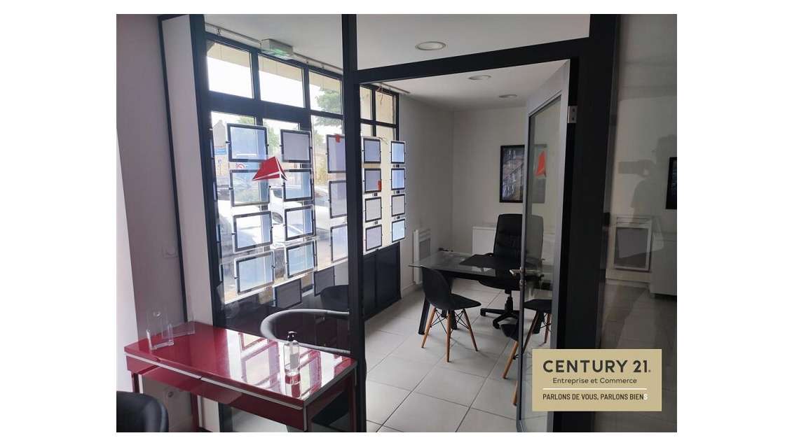 A louer bureau 87m² à Guérande autour des remparts