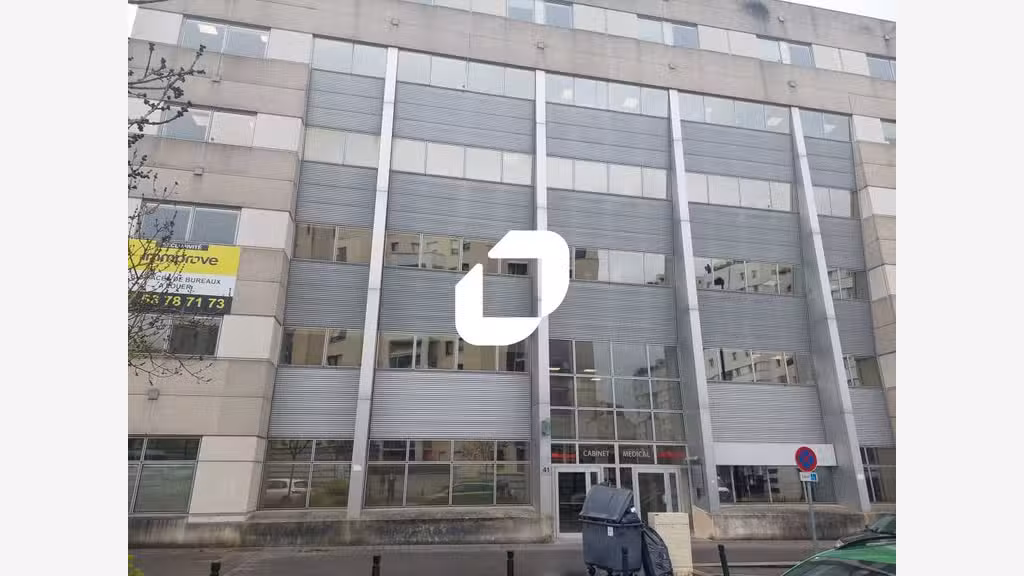 A louer Bureaux 211m² Guyancourt
