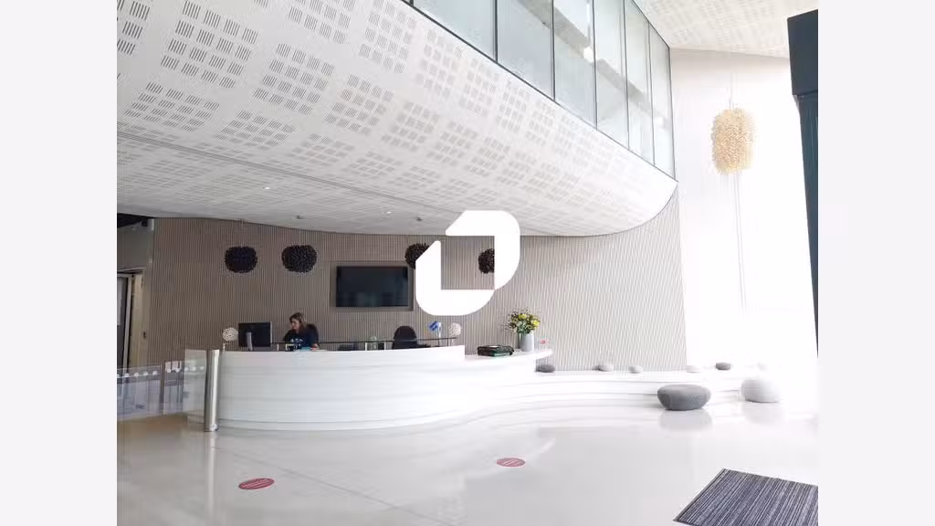 A louer Bureaux 2026m² Guyancourt