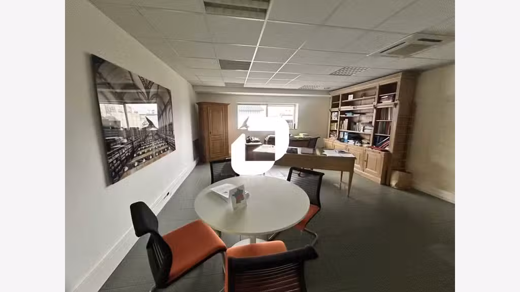 A louer Bureaux 500m² Houilles