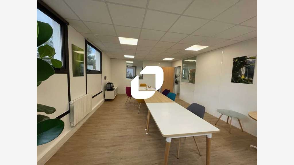 A louer Bureaux 124m² Issy les moulineaux