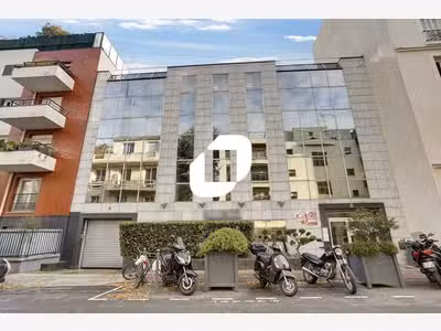 A louer Bureaux 97m² Issy les moulineaux