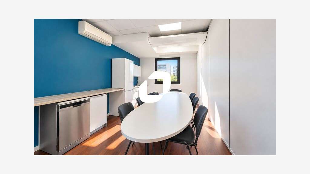 A louer Bureaux 604m² Ivry sur seine