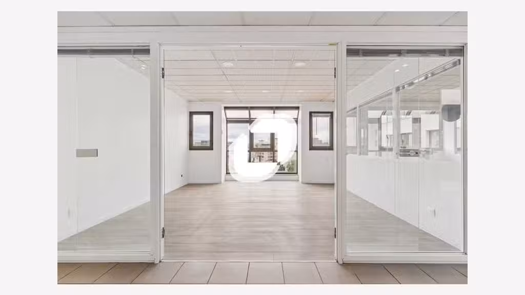 A louer Bureaux 1350m² Ivry sur seine