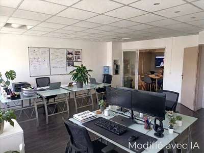 A louer  bureaux 70,60m² à Ivry-sur-Seine