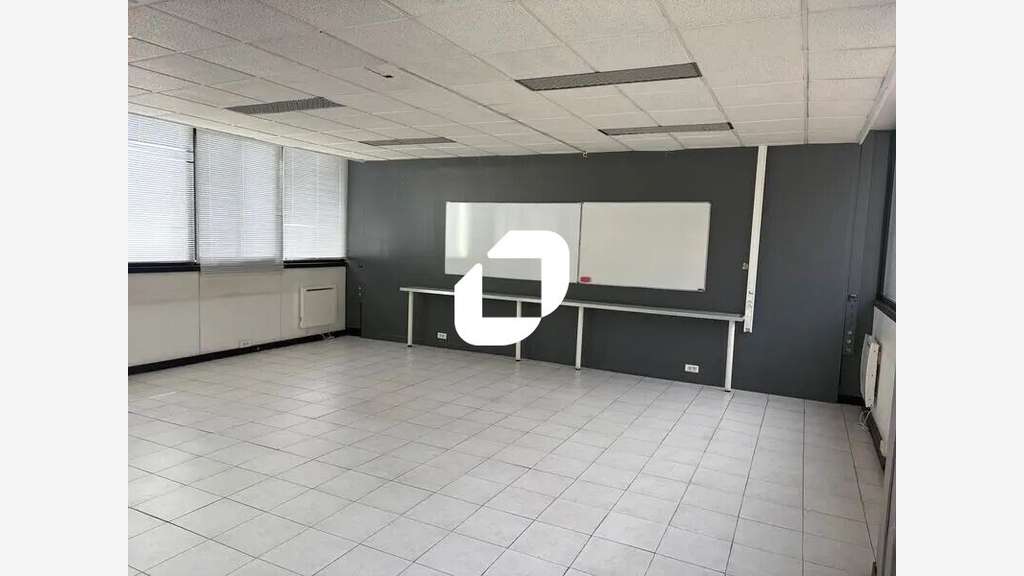 A louer Bureaux 210m² Joinville le pont