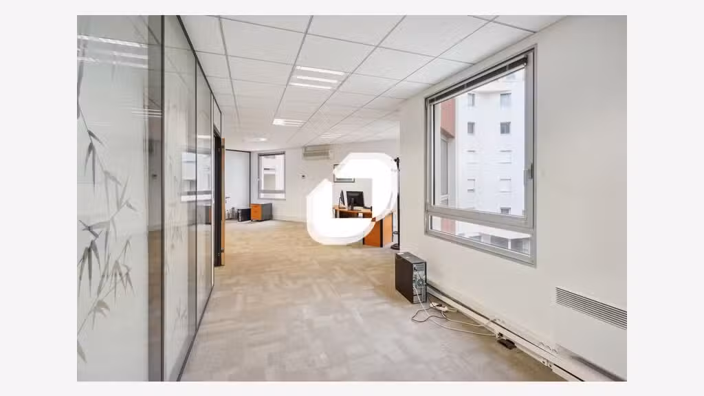 A louer Bureaux 726m² Joinville le pont