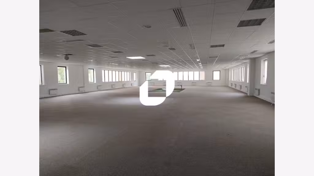 A louer Bureaux 1521m² Jouy en josas