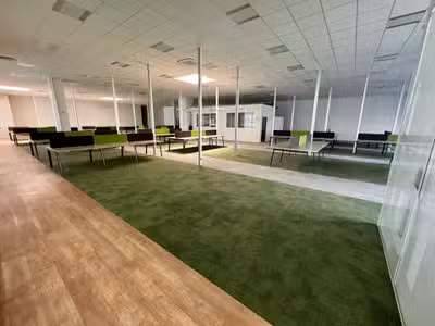 L'ISLE D'ESPAGNAC - BUREAUX à louer