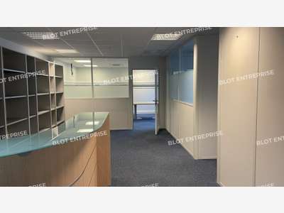 À LOUER - BUREAUX - 129 M² - LA BAULE ESCOUBLAC