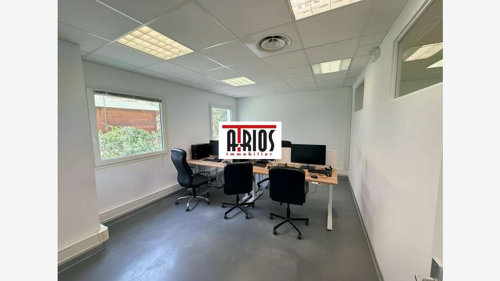 A louer bureaux de 60m² et 85m² à la Garde