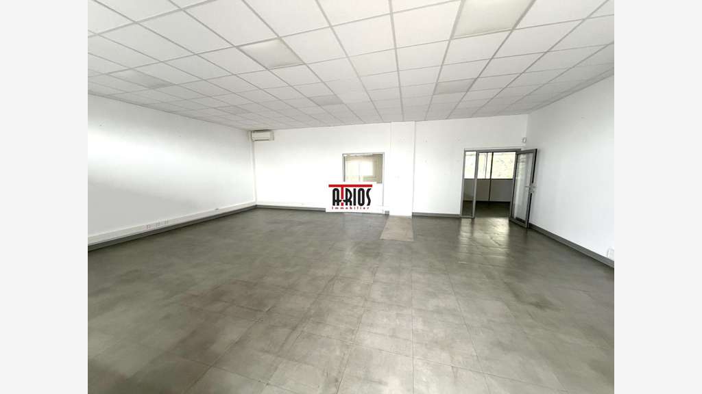 A louer bureaux 404m² sur 2 niveaux zi de la Garde
