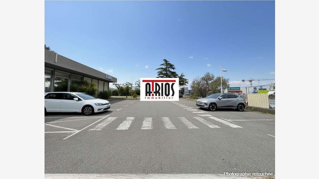 A louer bureaux 404m² sur 2 niveaux zi de la Garde