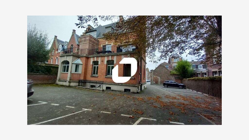A louer Bureaux 570m² La madeleine