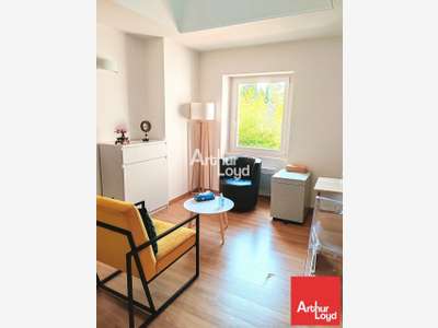 Bureaux 16m² R+1 à louer à La Roche-sur-Yon