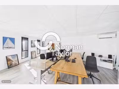 BUREAUX à louer dans le 34