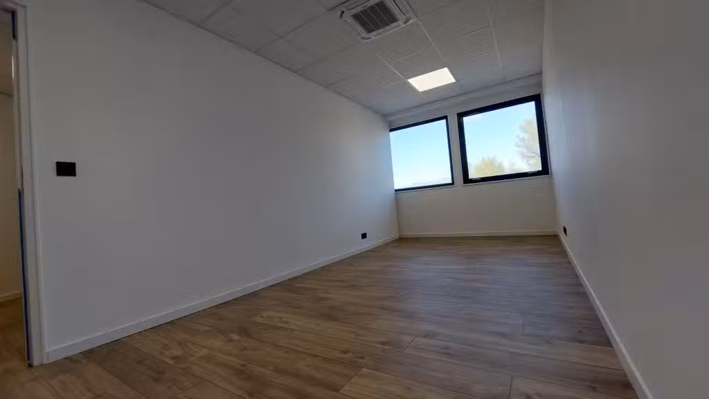 A louer bureaux de 15m² Le Cannet Canéopole